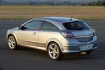 Opel Astra GTC 2005 года